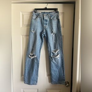 LEVI 501 straight leg light wash